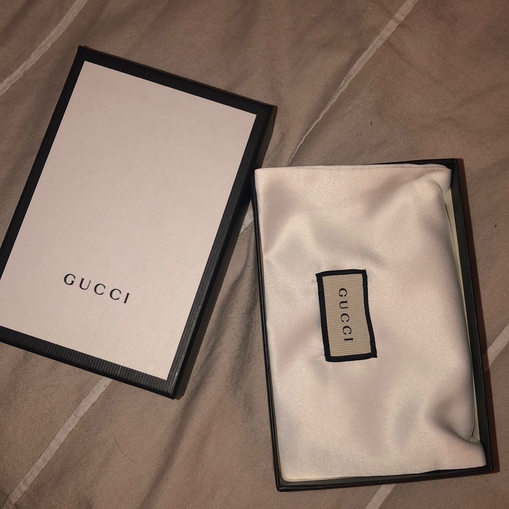 Gucci wallet - Picture 1 of 5